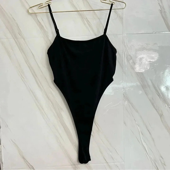 Elodie Tops - Elodie Bodysuit Adjustable Straps size Large Black